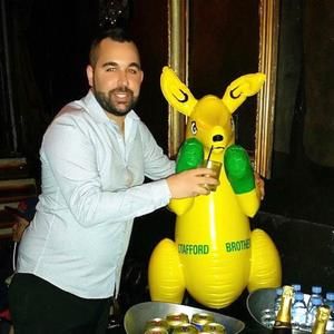 Meet your Posher, Steven